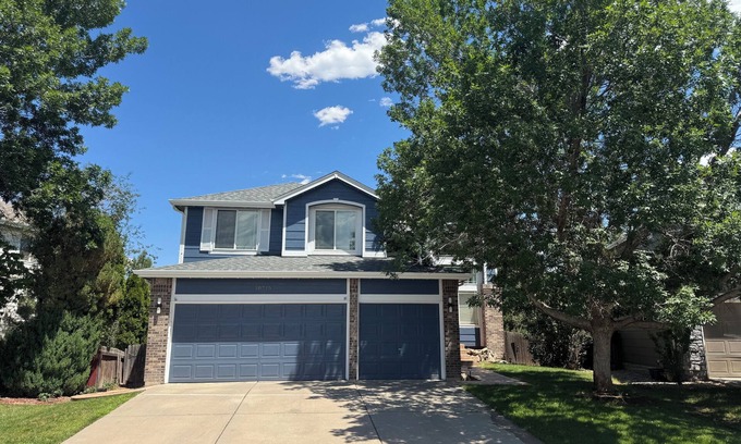 Parker House | Welcoming huge basement with 1 bed and private kitchen and bath with in Parker