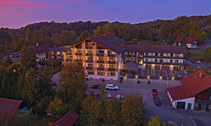 Ortenburg Hotel | Wellnesshotel Zum Koch eK
