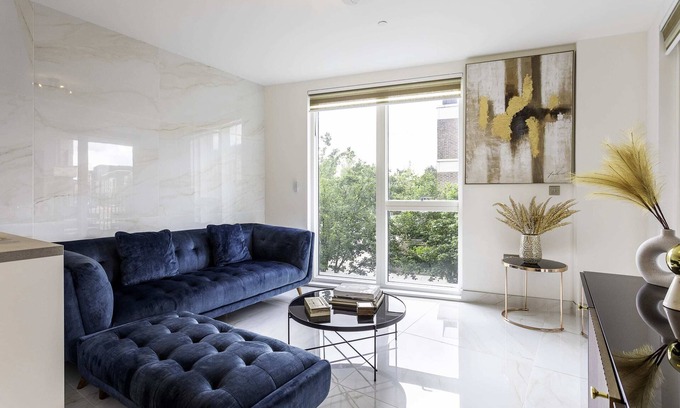 Stratford Apartment | White Elegant Tranquility, Park Side Life