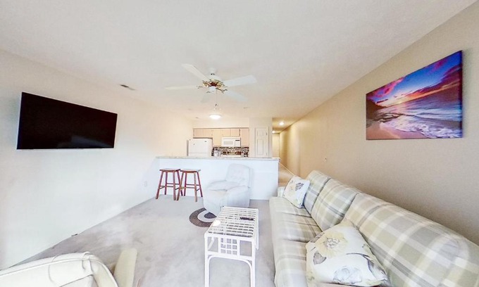 Carolina Forest Apartment | White River Unit 19E