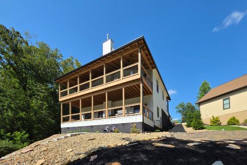 Sevierville House | White Wolf Lodge