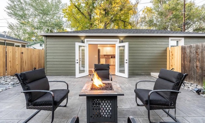 Longmont Cottage | Wilder Rose Carriage House