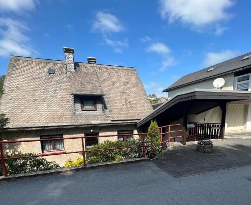 Schwalefeld House | Willingen-Schwalefeld-Hasewinkel