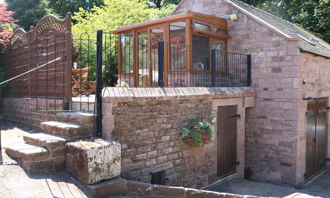 Upper Hulme House | Willow Cottage