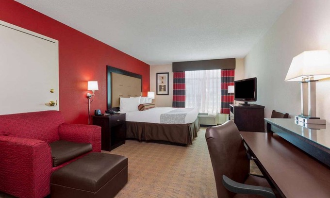Macon Hotel | Wingate by Wyndham - Macon