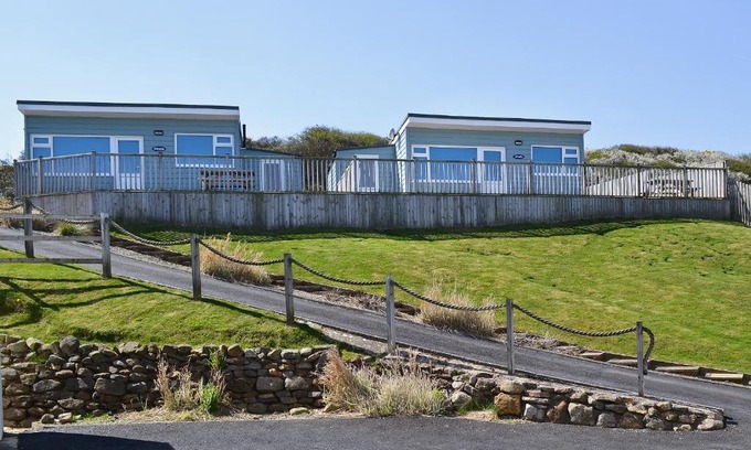 Filey House | Winkle Cabin- 25063