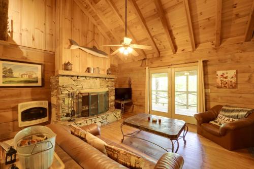 Vein Mountain House | Winter Hiking and Hot Tub Soaks! Marion Mtn Cabin