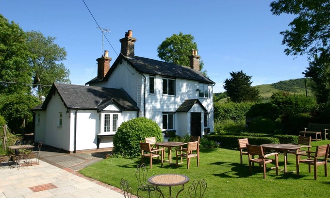 Wilmington House | Wishing Well Cottage