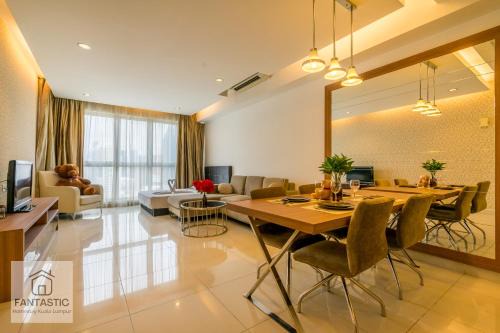 Chow Kit Apartment | Wonderful KLCC View at Regalia Suites
