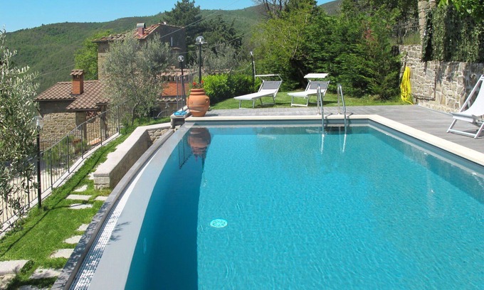 Poggio di Loro House | Wonderful private villa for 6 guests with private pool, TV and terrace