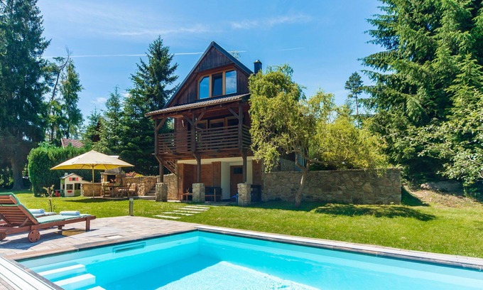 Blazejov House | Wonderful private villa with WIFI, private pool, TV, terrace, pets allowed and panoramic view