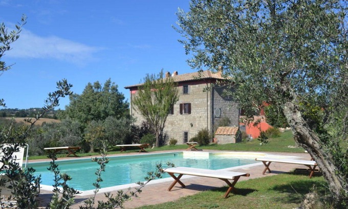 Montefiascone Villa | Wonderful private villa for 18 guests with WIFI, private pool, patio and pets allowed