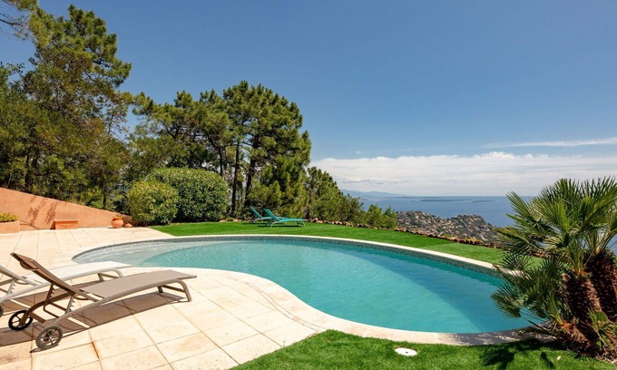 Espero-Pax House | Wonderful private villa for 8 guests with WIFI, private pool, A/C, TV and terrace