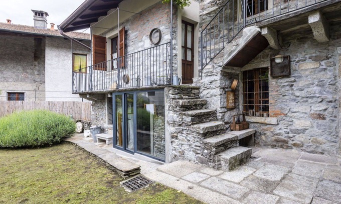 Mergozzo House | Wonderful private villa for 6 people with WIFI, TV and balcony