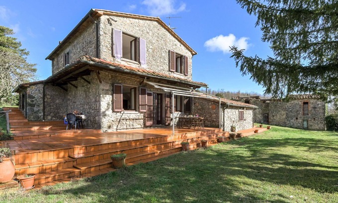 Montieri House | Wonderful private villa for 8 guests with WIFI, TV, patio and pets allowed