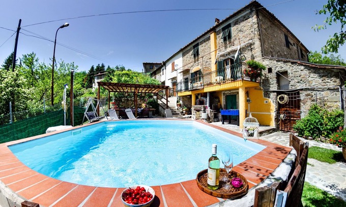 Lanciole Villa | Wonderful private villa for 5 people with private pool, WIFI, TV, panoramic view and parking