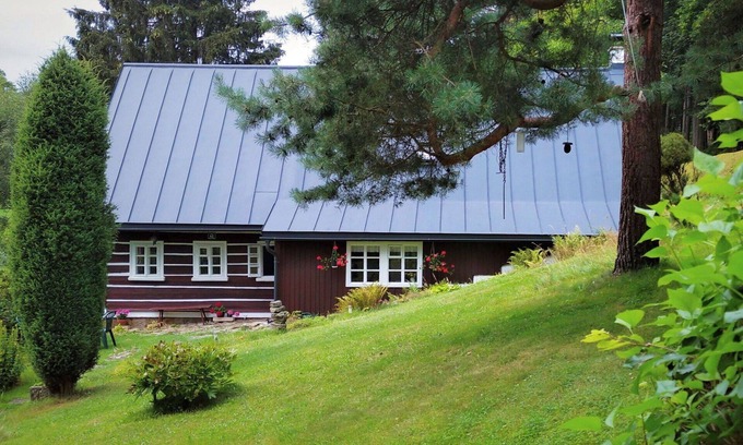 Zdonov Villa | Wonderful private villa for 5 people with TV, pets allowed and panoramic view