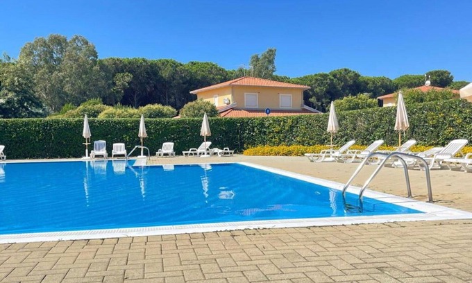 Pizzo Villa | Wonderful villa for 5 guests with WIFI, pool, A/C, veranda and pets allowed