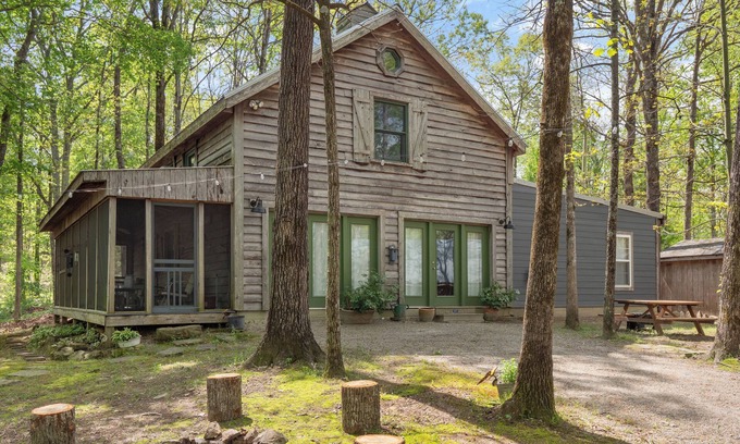 Bremen House | Wonderland Cabin: 3 BR, 2 BA House in Bremen, Sleeps 10