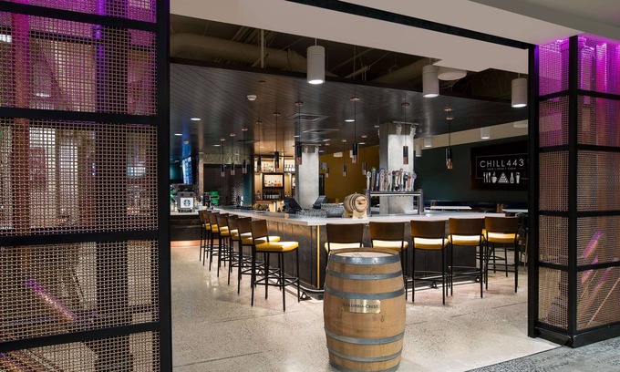 Downtown Niagara Falls Hotel | Wyndham Garden at Niagara Falls