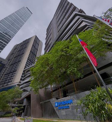 Golden Triangle Hotel | Wyndham Suites KLCC