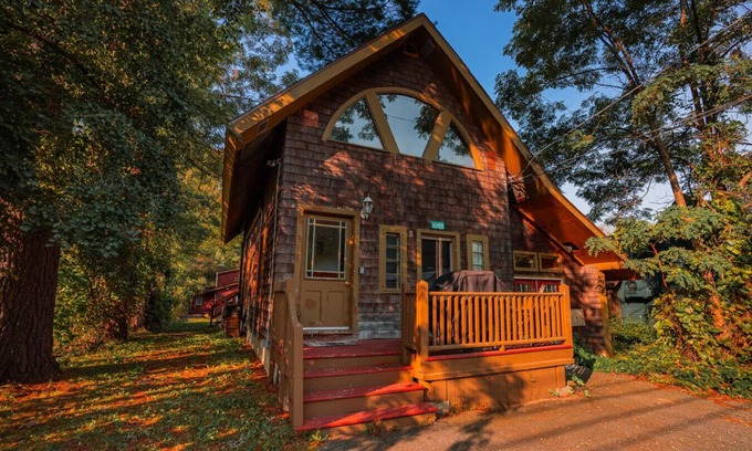 Keene Apartment | Xplorer I - Keene NY