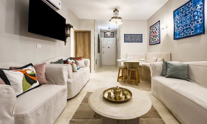 Nasr City Apartment | Xuru Stay I Authentic Traditions Cozy Stay, 1bdr