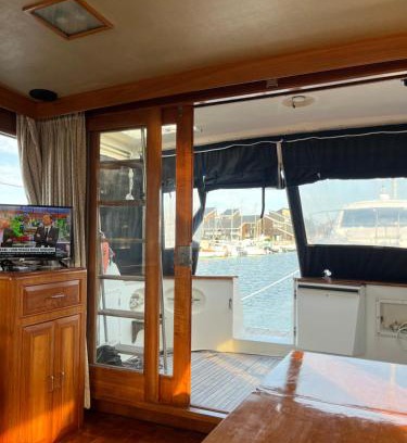 Deauville Boat Rental | Yacht Moineau VI