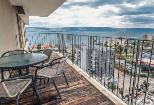 Tiberias Old City Apartment | YalaRent Migdalor Apartments with Sea Views Tiberias