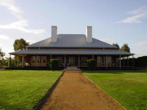 Ootha House | Yarrabandai Creek Homestead