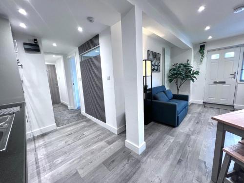Worcester Apartment | Yastayzzz at Studio 2 Bransford Rd