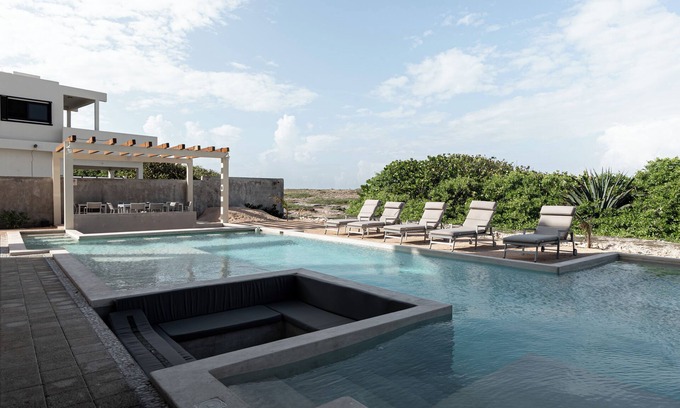Colonia Meteorologico Hotel | Yaxche by Andiani Travel