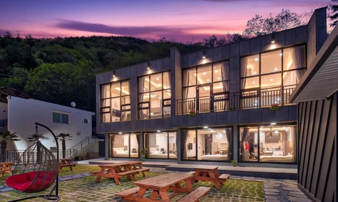 Musilmok House | Yeosu The Island Looks Pension