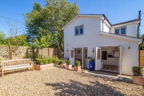 Westleton House | Yew Tree Cottage
