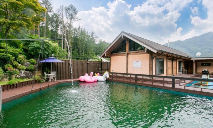 Suju House | Youngwol Dudeokgol Hyu Pension