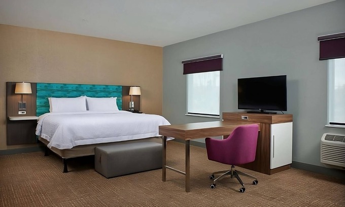 Sherwood - Tualatin North Hotel | Your Home Away from Home! Pets Allowed, Free Breakfast, Pool, Free Parking!