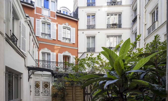Quartier Saint-Georges Apartment | Yuna Blanche - Serviced Apartments