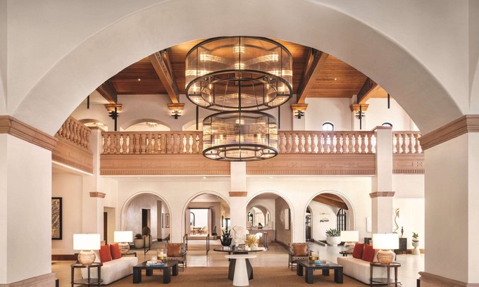 Oxnard Shores Resort | Zachari Dunes on Mandalay Beach, Curio Collection by Hilton