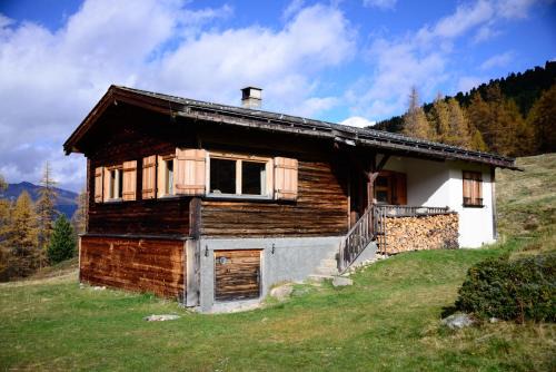 Sertig Dorfli Ski Chalet | Zauberberg in voller Pracht