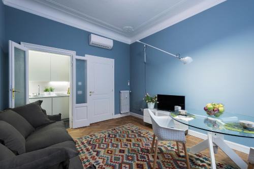 Porta Tenaglia Apartment | Zebra Rosso