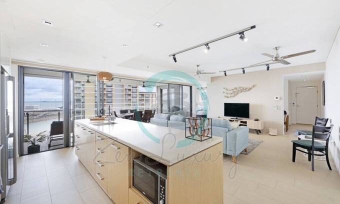 Darwin City Centre Condo | ZEN PARADISE - 2BR Waterfront Ocean View