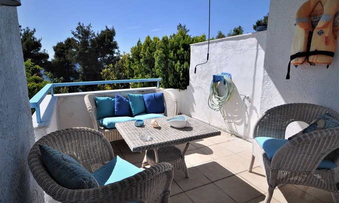 Siviri Apartment | Zennova 15 Naftilos Family Summer House