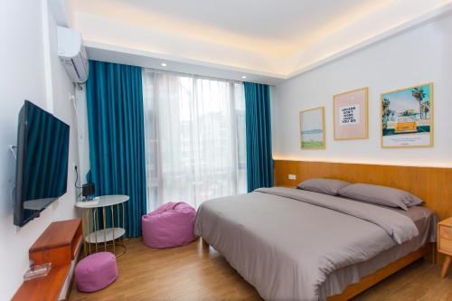 Wulingyuan Hotel | Zhangjiajie Warm Wind Inn