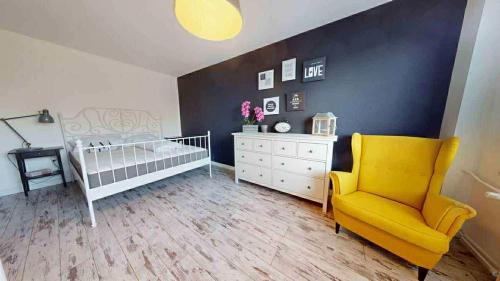 Rimavska Sobota Apartment | Zlatá víla by Cañas Apartments V srdci mesta, len pár krokov od hlavného námestia