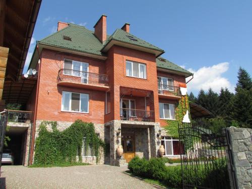 Skhidnytsya Hotel | Zolotoie Runo