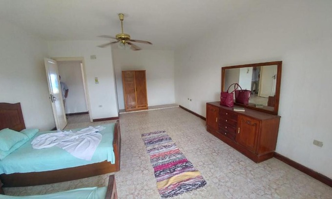 Borg el Arab Ski Chalet | Zomoroda Chaleh