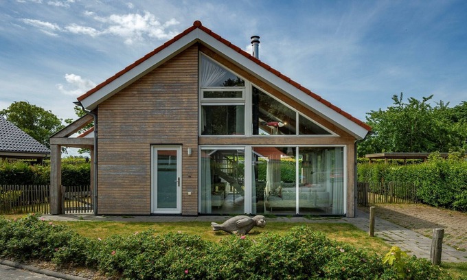 Renesse Villa | Zonnedorp 8 villa with south facing garden under the dunes