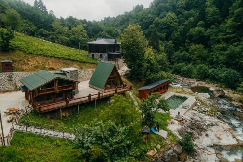 Hemsin Hotel | Zuğa Tatil Köyü