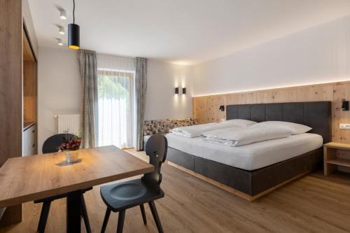 Fortezza Hotel | Zur Brücke apartments and rooms - Your home in heart of South Tyrol, with Brixencard