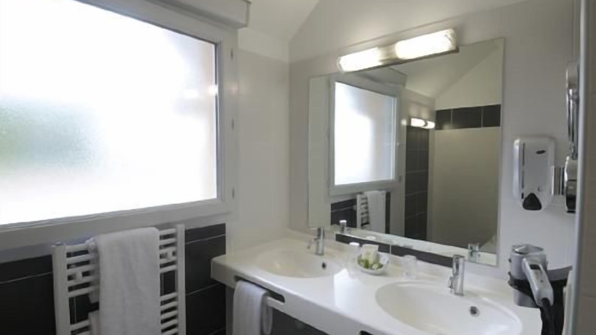 Photo of Bathroom in Masseret